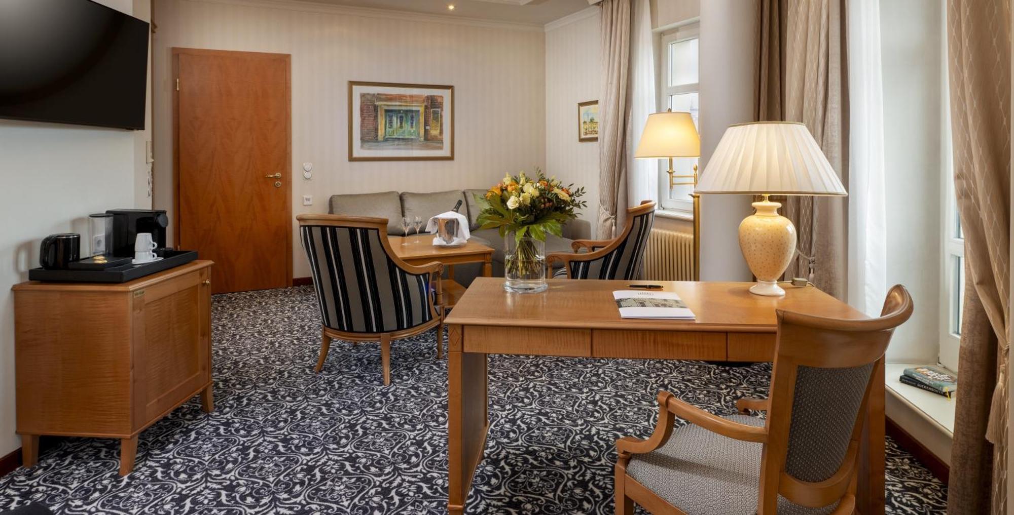 Hotel Am Jaegertor Потсдам Экстерьер фото