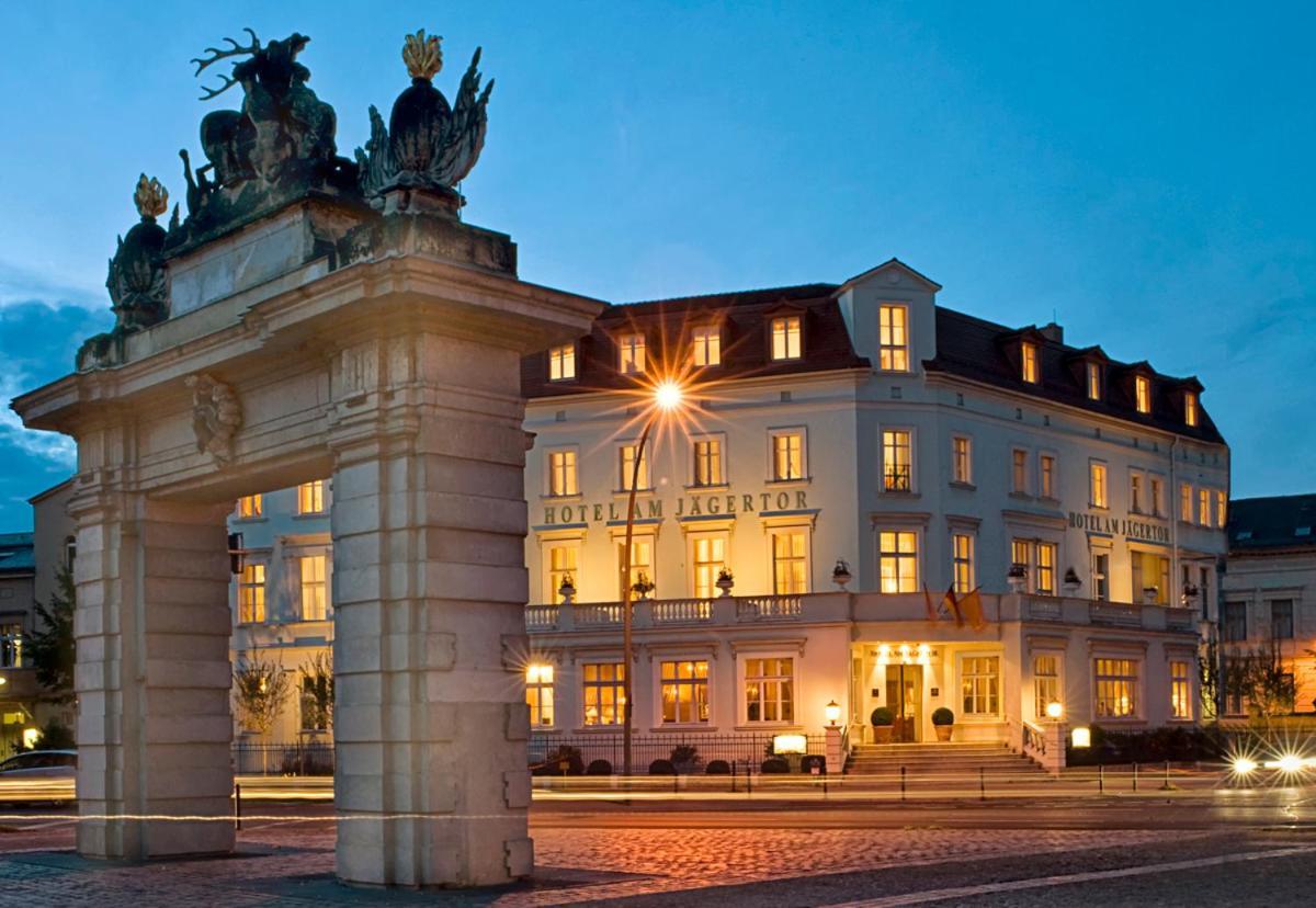 Hotel Am Jaegertor Потсдам Экстерьер фото