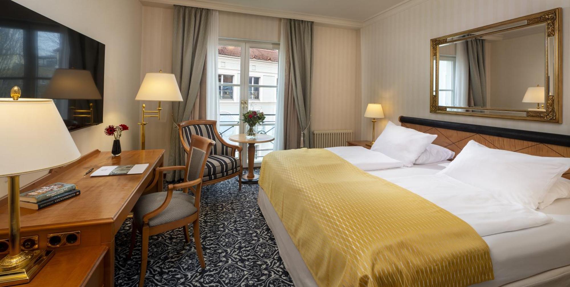 Hotel Am Jaegertor Потсдам Экстерьер фото