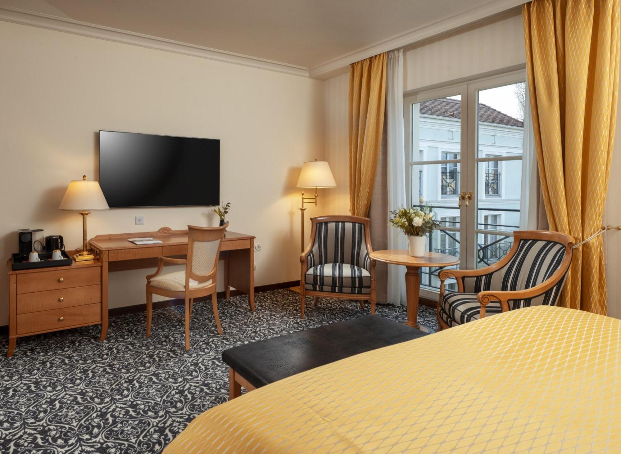 Hotel Am Jaegertor Потсдам Экстерьер фото